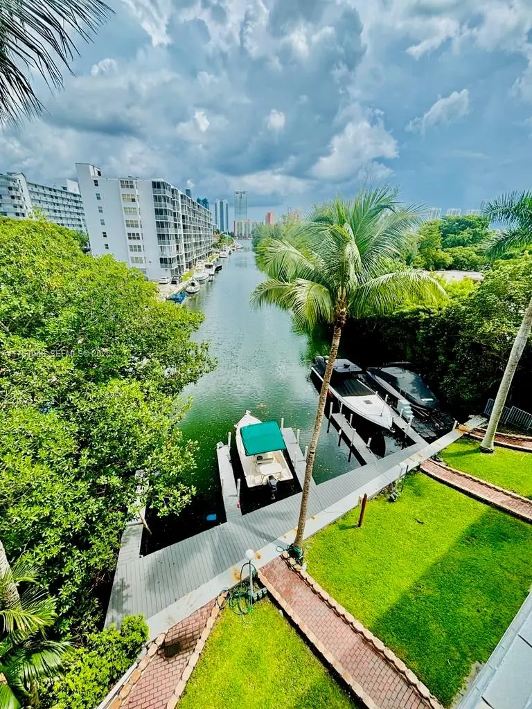 Your very own private Deeded Dock with water and electric. Ready for your boat only minutes to Haulover and the open ocean